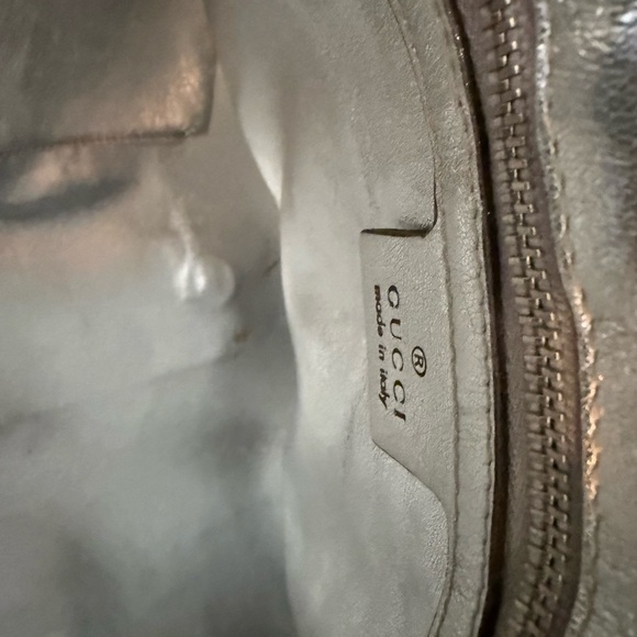 Authentic and Stunning Gucci Snakeskin Shoulder Bag - Picture 8 of 9